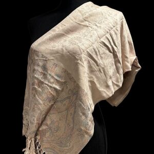 NWOT 100% Handmade Cashere Wrap